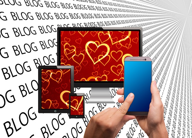 인스타 스토리, 단순한 휘발성 콘텐츠를 넘어 강력한 마케팅 도구 - social, media, online, contact exchange, hearts, love, valentine's day, monitor, smartp