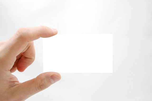 상황별 인스타 광고 및 오가닉 운영 예시 - business card, business, hand, marketing, business card, business card, business card, business card